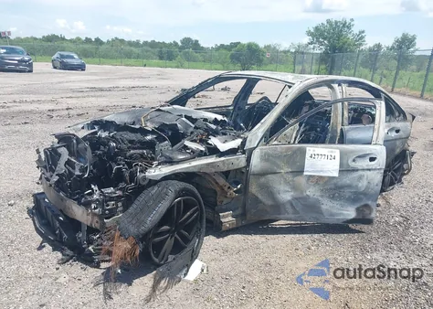 2012 Mercedes-Benz C 250 Luxury/Sport z USA, uszkodzony, nr VIN WDDGF4HB9CA646703